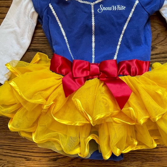 Disney Baby Snow White Costume with TUTU 9 Mths - Picture 4 of 9